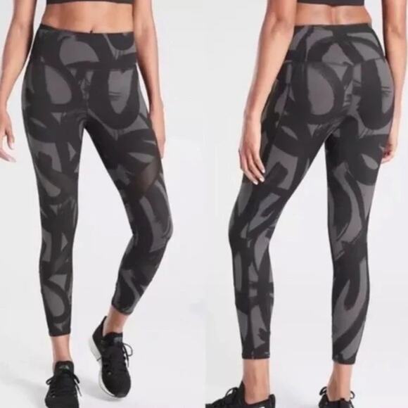 Athleta Tenacity 7/8 Tight Leggings Black Gray Brush Strokes Size Extra Small XS - Picture 1 of 8